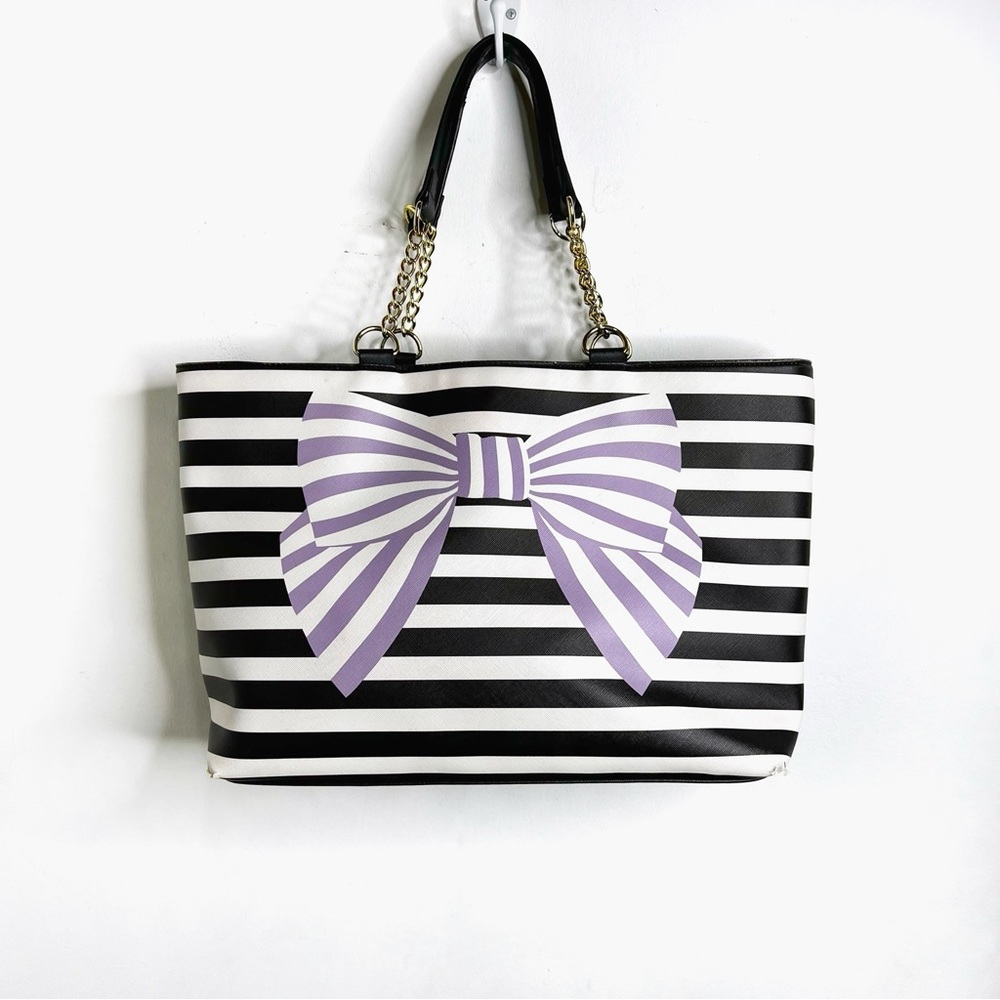 Betsey Johnson Striped Bow Chain Tote Bag Black White Floral Interior Large
